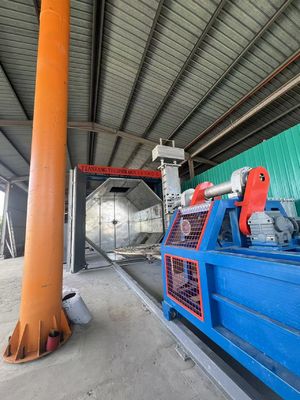 شراء Automatic Shuttle Rotomolding Machine Producing Water Tanks Energy Saving تصنيع عبر الإنترنت